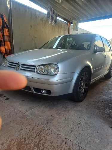 Volkswagen Golf GTI 1.8 MI 180/193cv Turbo 4P Mec. 2004
