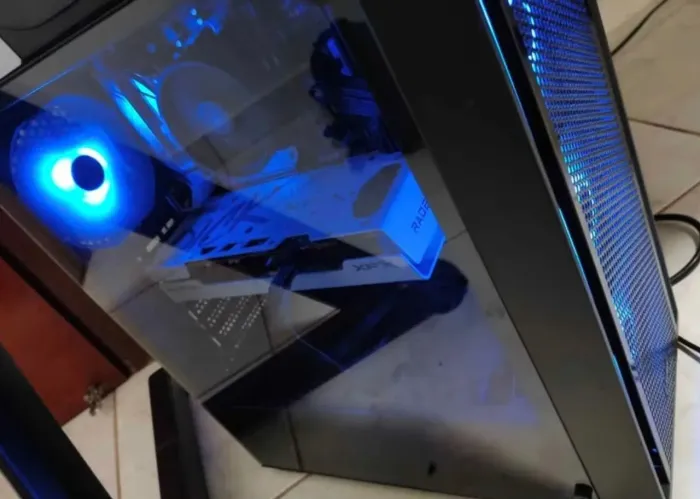 PC gamer ryzen 5 7 600 32 GB de ram ddr5 6000