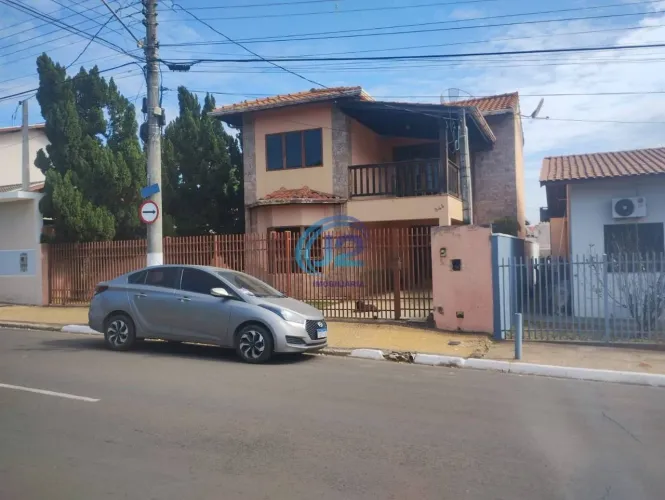 Casa com 3 dormitórios à venda, 265 m² por R$ 990.000,00 - Jardim Holanda - Holambra/SP