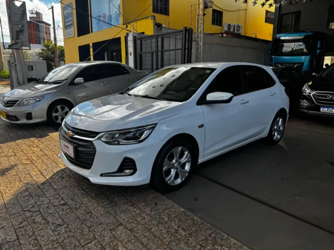 Chevrolet Onix Hatch Premier 1.0 12V TB Flex Aut. 4P 2020