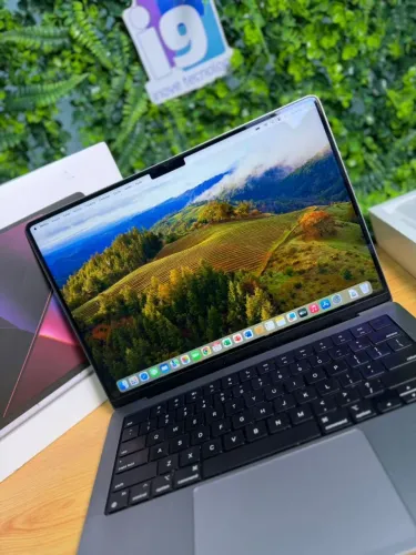 MacBook Pro 2023 A2779 M2 Pro 16GB ram 512GB SSD