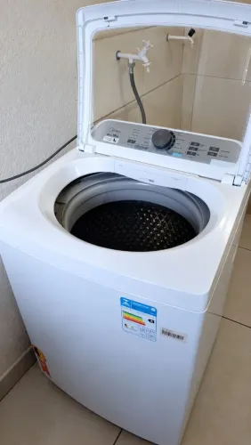 Máquina de lavar Midea 13kg