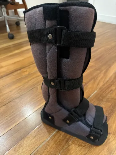 Bota ortopédica Lado esquerdo