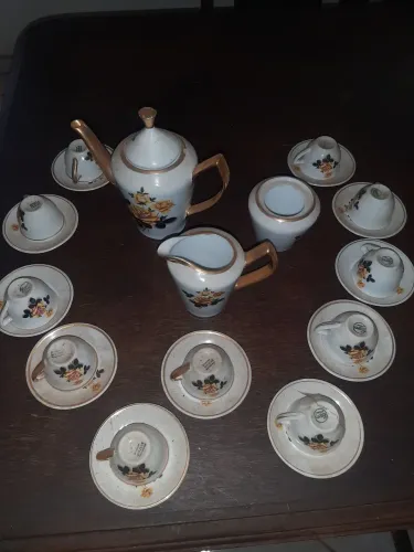 Conjunto completo de porcelana Pozzani