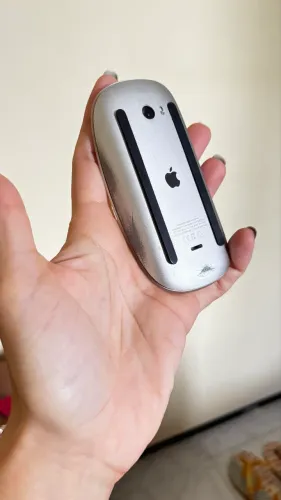 Mouse Magic Apple, Multi-Touch, Bluetooth, Branco
