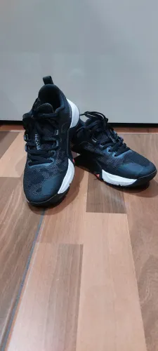 Tênis tribase Under Armour 35