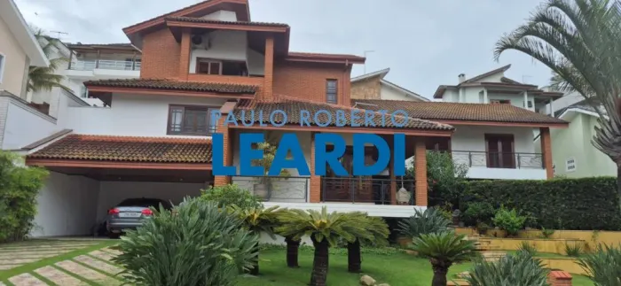 CASA EM CONDOMÍNIO - CONDOMÍNIO ARUJÁ 5 - SP