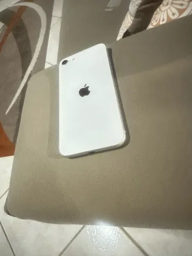 iPhone SE 3 (Defeito no Touch)