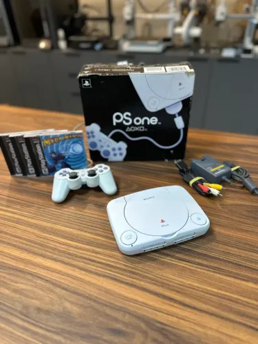 Playstation 1 na caixa