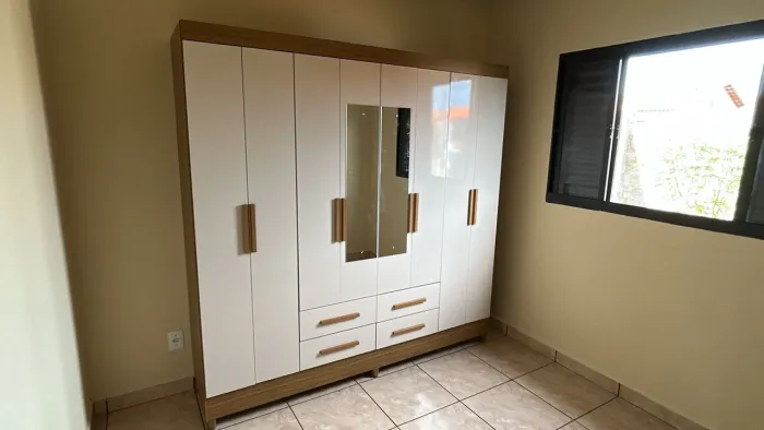 Venda de guarda roupa de casal