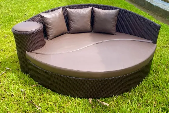 CONCHA DUPLA EM FIBRA SINTETICA