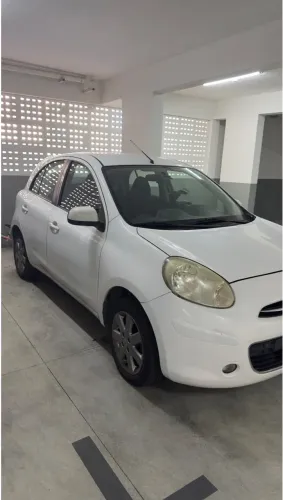 Nissan March SV 1.6 16V Flex Fuel 2014