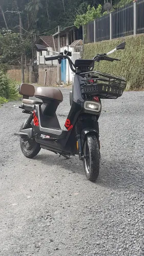 SCOOTER ELÉTRICA SUPER T2 1000W