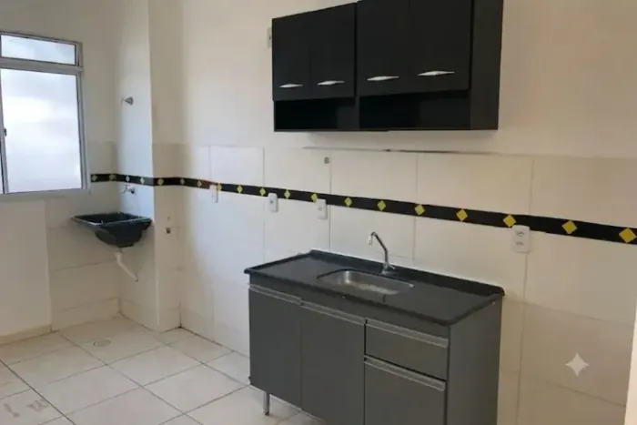 Apartamento Térreo - 43 m² | 2 Dormitórios | Vaga de Garagem | Quitado