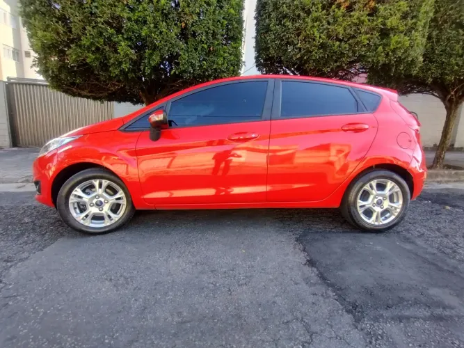 Ford Fiesta 1.6 16V Flex Mec. 5P 2014