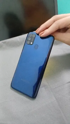 Celular M31