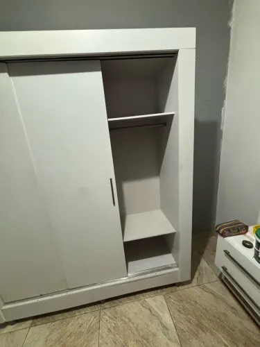 Vendo guarda roupa