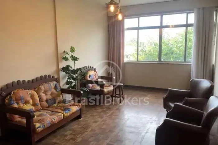 Apartamento 3 Quartos à Venda no Jardim Guanabara com 107 m², Vaga e Elevador, Próximo ao 