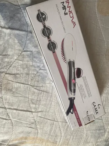 Vendo uma escova alisadora R$80,00