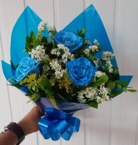 Buquê de Rosas Azuis - Fazemos Entregas