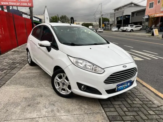 Ford Fiesta SE 1.6 16V Flex 5P 2015