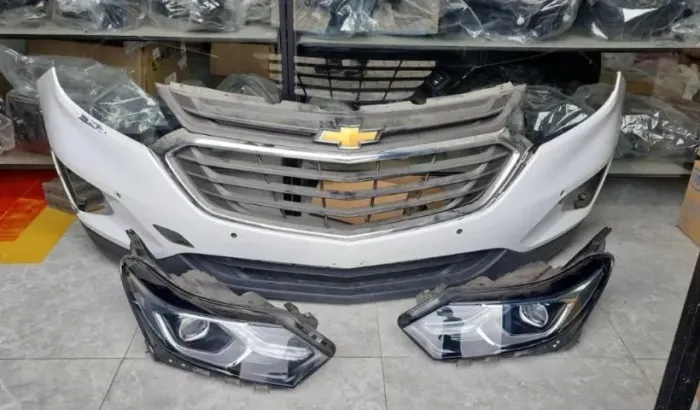 Parachoque Dianteiro Com Grade E Par De FaroisAuto Peças Cem trabalhamos com peças origina
