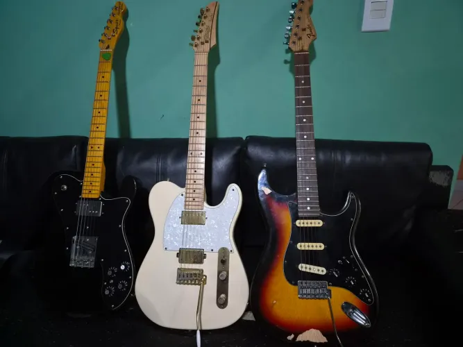 Guitarras, telecaster seizi, telecaster fender squier e strato fender chinesa