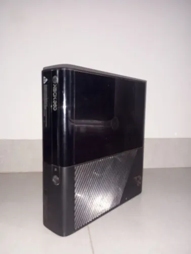Xbox 360 Super Slim