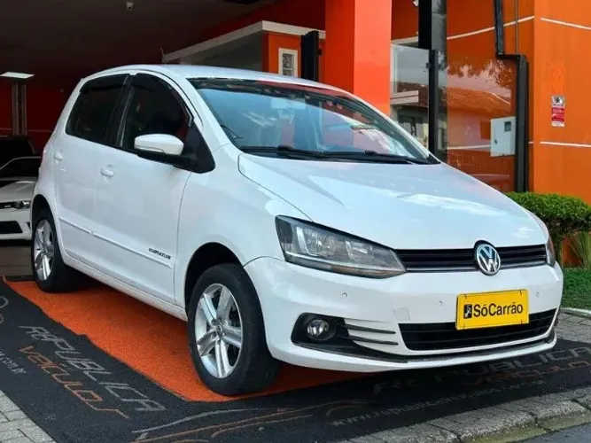 Volkswagen Fox Comfortline 1.0 Flex 8V 5P 2015