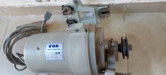 Motor de máquina de costura 