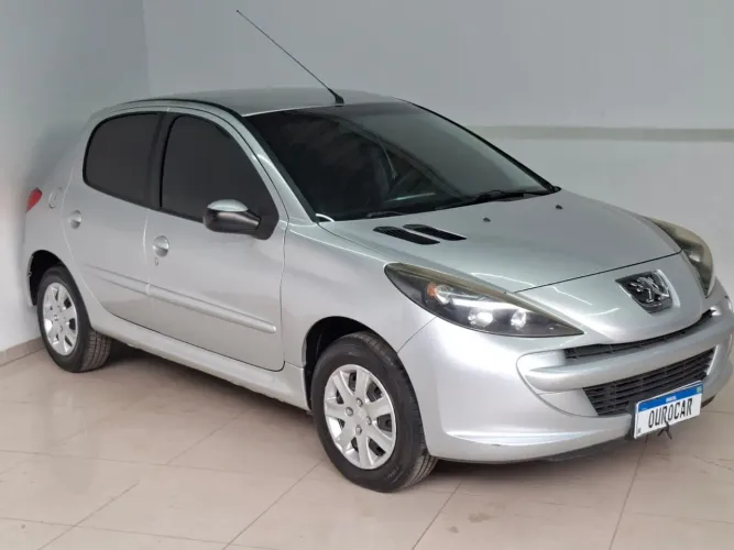 Peugeot 207 Active 1.4 Flex 8V 5P 2015