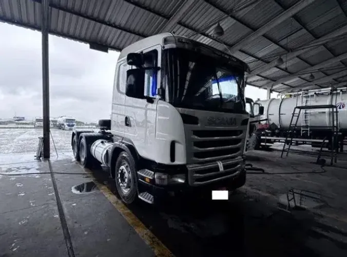 Scania G420 6x4 ano 2011