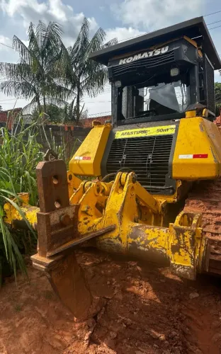 TRATOR DE ESTEIRAS KOMATSU D61EX - 23MO