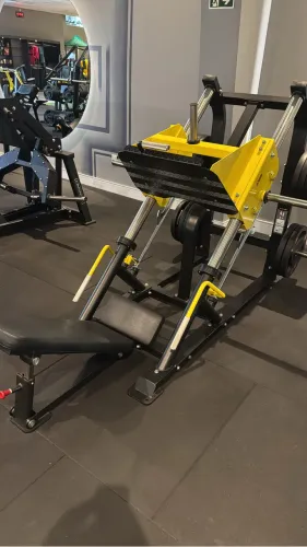 Leg press One