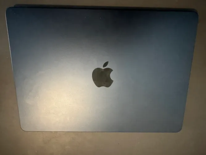 MACBOOK AIR M2 256GB 