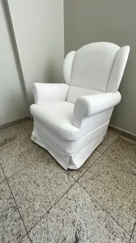 Poltrona de Amamentação Sabrina Corino Branca