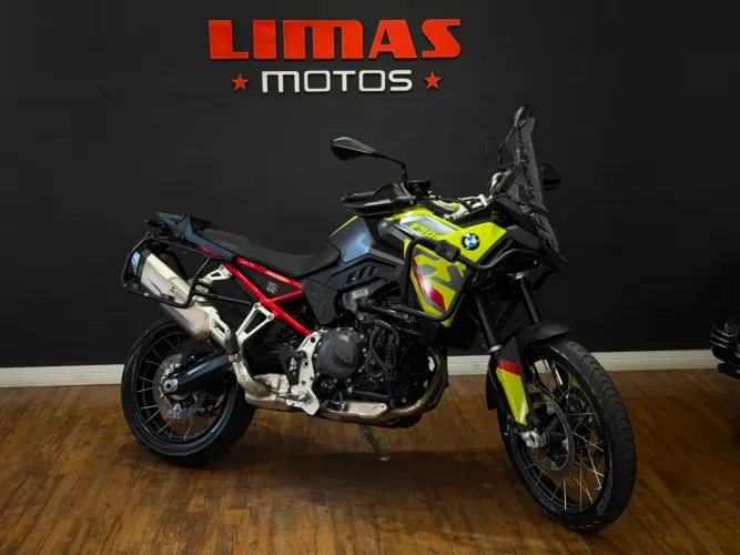 BMW Gs 900 Verde 2025 - Apenas 4.300 KM.