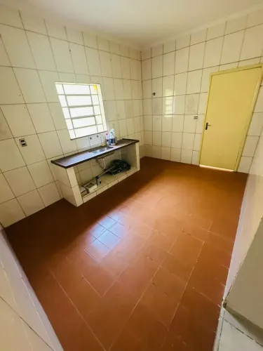 Imóvel para aluguel tem 89 metros quadrados com 2 quartos em Vila Tibério - Ribeirão Preto