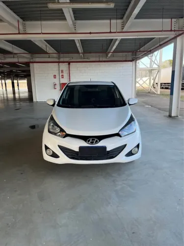 Hyundai HB20S C.style/c.plus1.6 Flex 16V Aut. 4P 2015