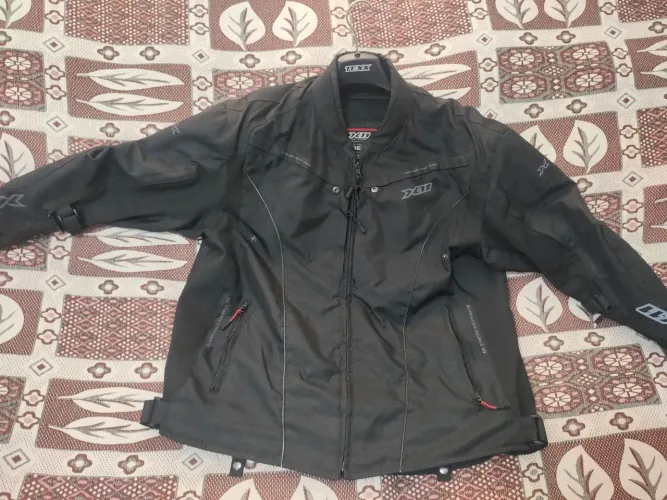 Jaqueta X11 modelo Stretch tamanho 2G