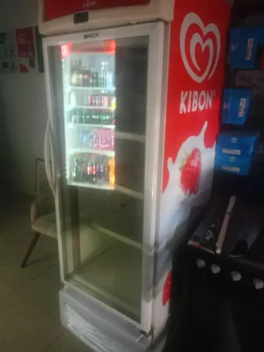 Freezer vertical funcionando perfeitamente