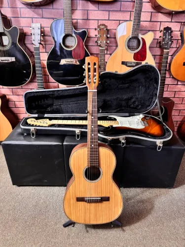 Violão Gianinni Tranquillo Nylon acústico antigo regulado ANALISO TROCAS