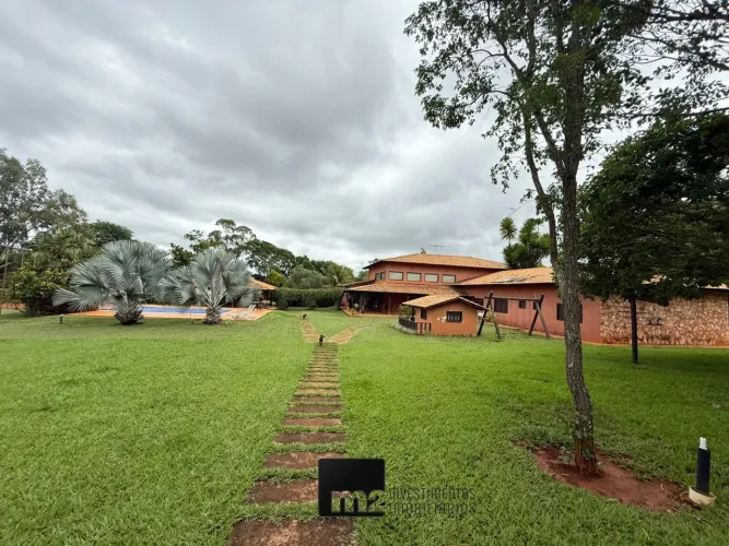 Chácara Luxo 11 Mil m² com Piscina