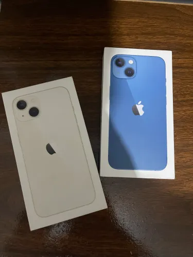 Caixas originais iphone 13 (as duas por 120) só vendo as duas