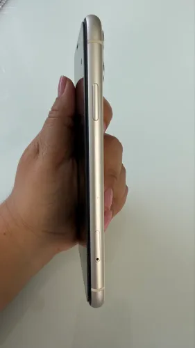 iPhone 11 Branco 256GB 