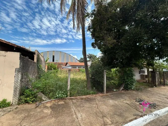Terreno à venda, 275 m² por R$ 250.000 - Centro - Santa Cruz da Conceição/SP