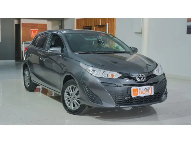 Toyota Yaris Live 1.3 Flex 16V 5P AUT 2022