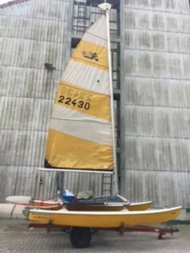 Hobbie Cat 14