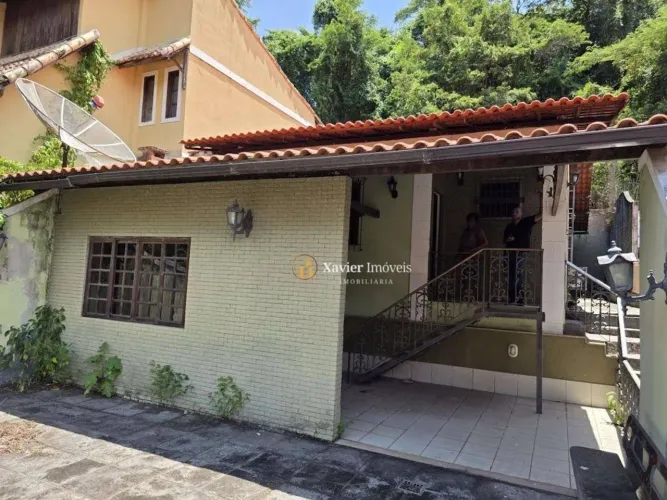Casa Residencial à venda, Vila Valqueire, Rio de Janeiro - CA0195.