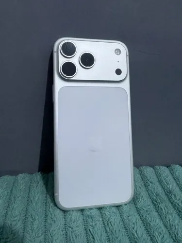iPhone 17 Pro Max 1TB